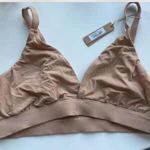 NEW WITH TAGS SKIMS Body Basics Crossover Bralette Ochre 2X New